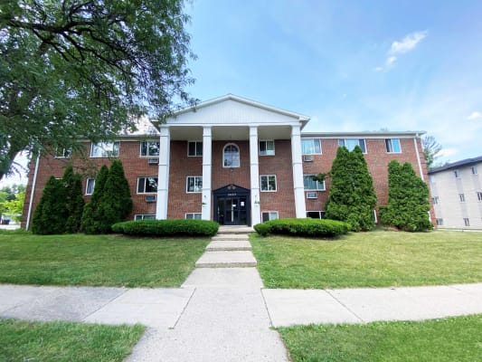 Woodruff House Apartments property